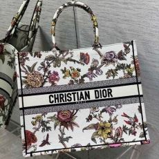 Christian Dior Shopping Bags